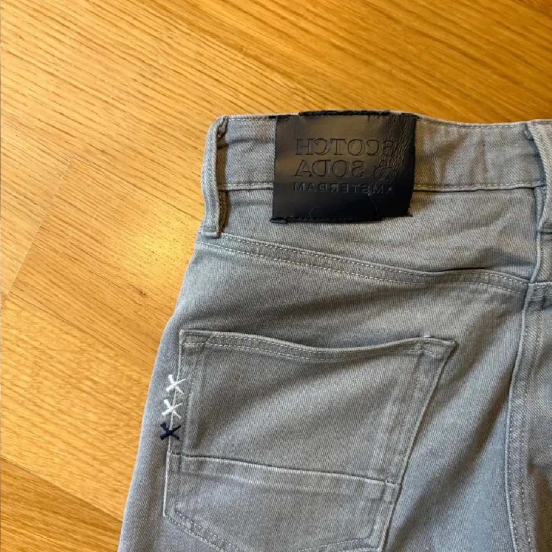 Gråa Scotch & Soda Ralston jeans w28 l30 - 4