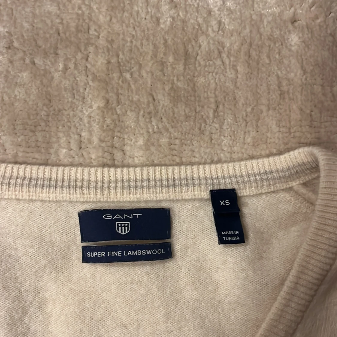Beige/vit tröja från Gant - 1