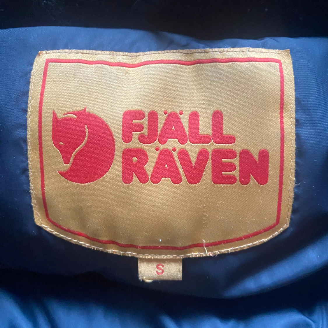 Svart dunjacka från Fjällräven S - 2