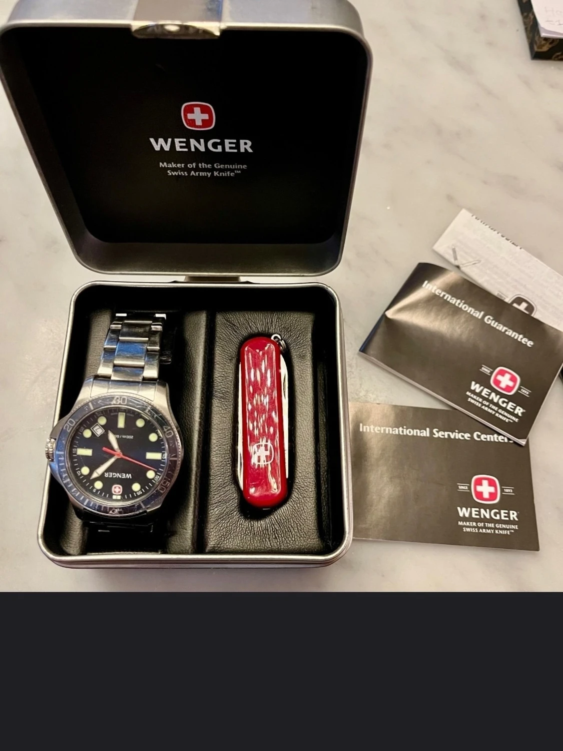 Wenger Swiss Military med schweizisk armékniv 