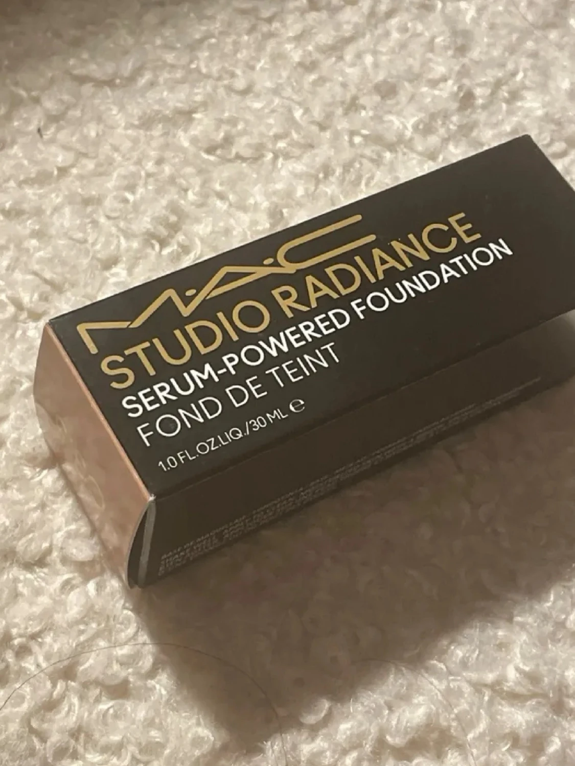 MAC Studio Radiance Foundation C3.5