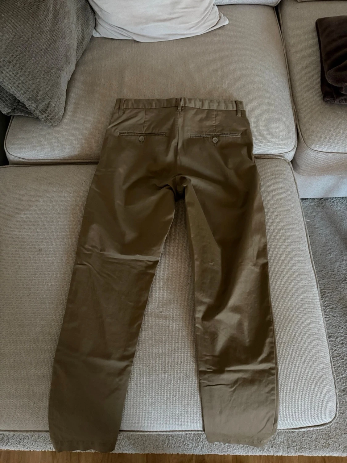 Beiga chinos från Whyred, storlek 44 - 2