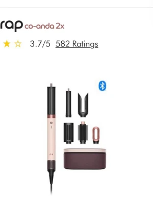 Dyson Coanda 2x - Jag säljer en Dyson Coanda 2x i helt nytt skick. Jag köpte en i augusti där filtret tyvärr slutade fungera så här returnerat och nu är det påväg en sprillans ny till mig. Mitt hår är alldeles för slitet för att den ska fungera därav jag säljer den. Jag får hem den om senast 14 dagar och skickar direkt efter de om någon köper den. Jag köpte den för 7500kr på dysons hemsida. Kontakta gärna mig innan köp så skickar jag bild på att jag har den hemma hos mig oöppnad.