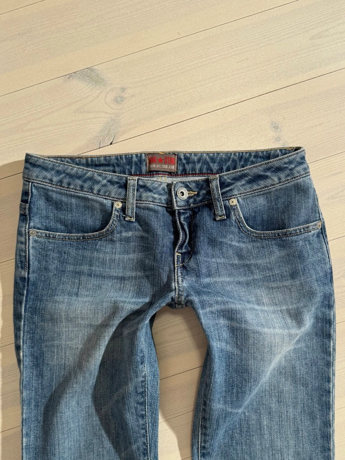 Lågmidjade bootcut jeans  - 4