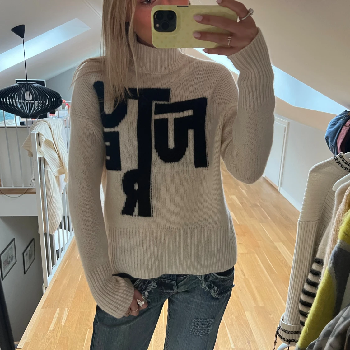 From future tröja - 1