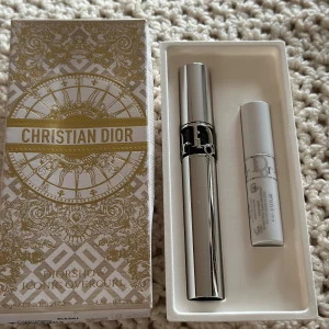 Dior Show Iconic Overcurl  - Dior Show Iconic Overcurl  with gift box