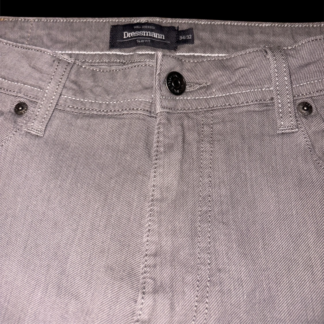 Grå slim fit jeans från Dressmann - 2