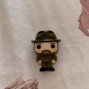 Funko pop kinder joy hopper  - Säljer denna snygga stranger things figuren som jag fick i min kinder joy. Helt nyöppnad 