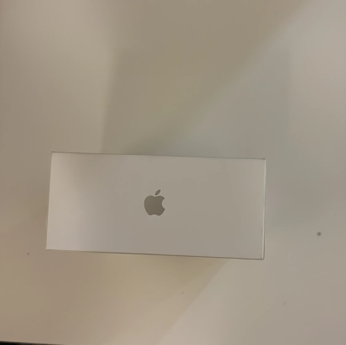 AirPods Pro (2nd generation) with MagSafe Charging Case - 4