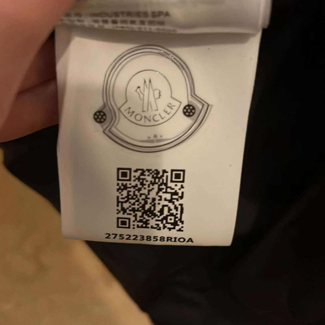 Svart quiltad jacka från Moncler - 3