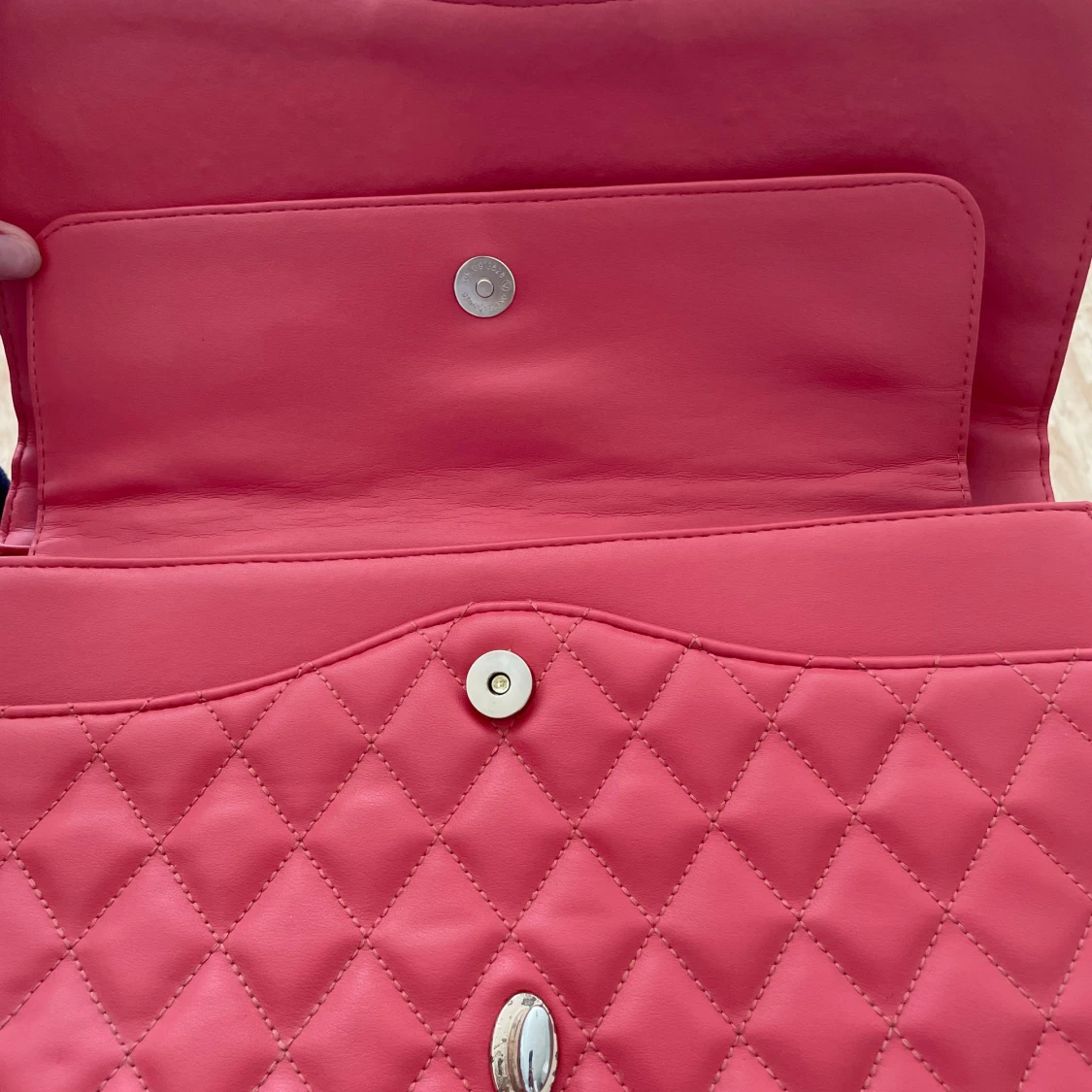 Väska från välkänt märke - 2