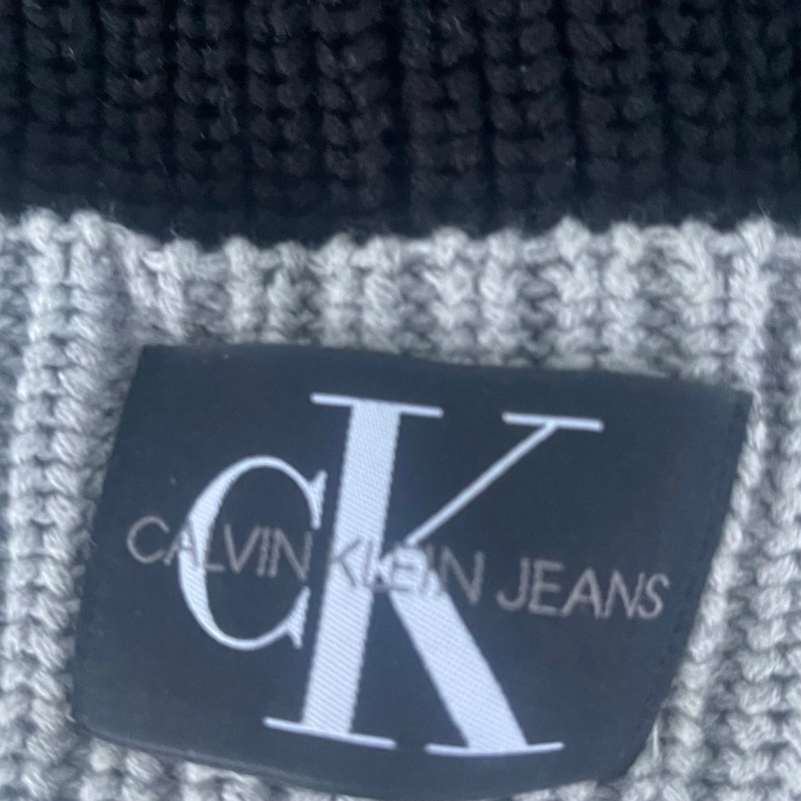 Stickad CK mössa - 1