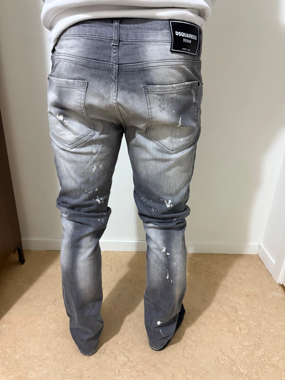 Grå Dsquared2 jeans  - 1