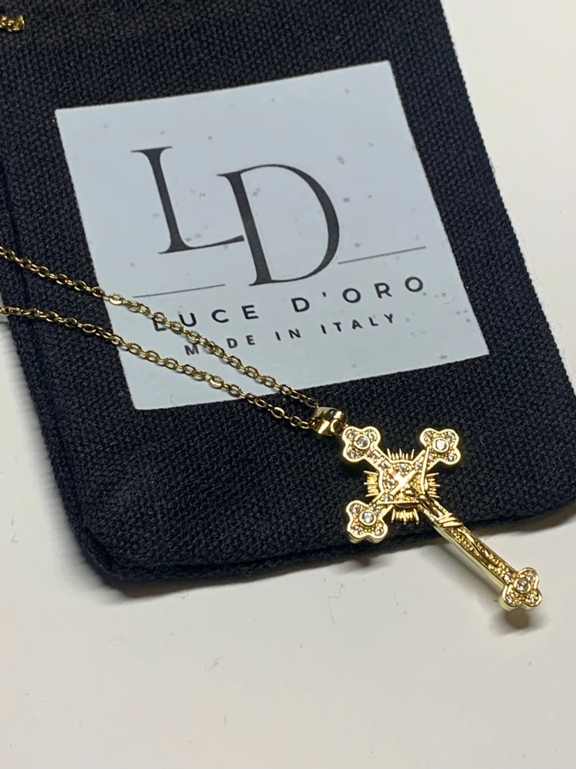 Guldfärgat korshalsband Luce D'Oro - 5