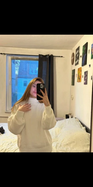 Vit stickad polotröja - Supermysig vit stickad tröja med polo, nytt skick