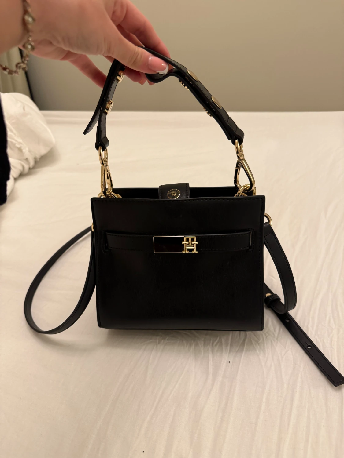 Tommy hilfiger väska  - 4