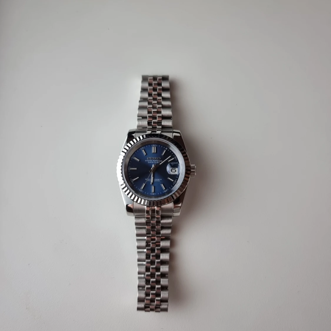 Seiko mod klocka med blå urtavla