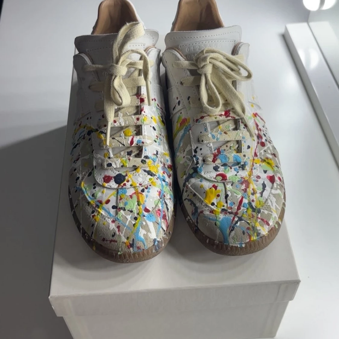Maison Margiela paintsplatter skor - 1