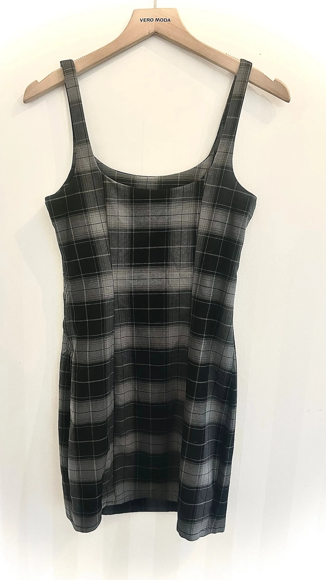 Rutig svart/grå kortklänning H&M Divided - 1