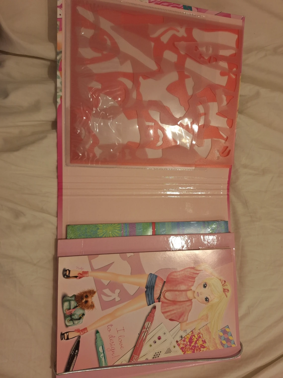 Top Model Design Studio - 1