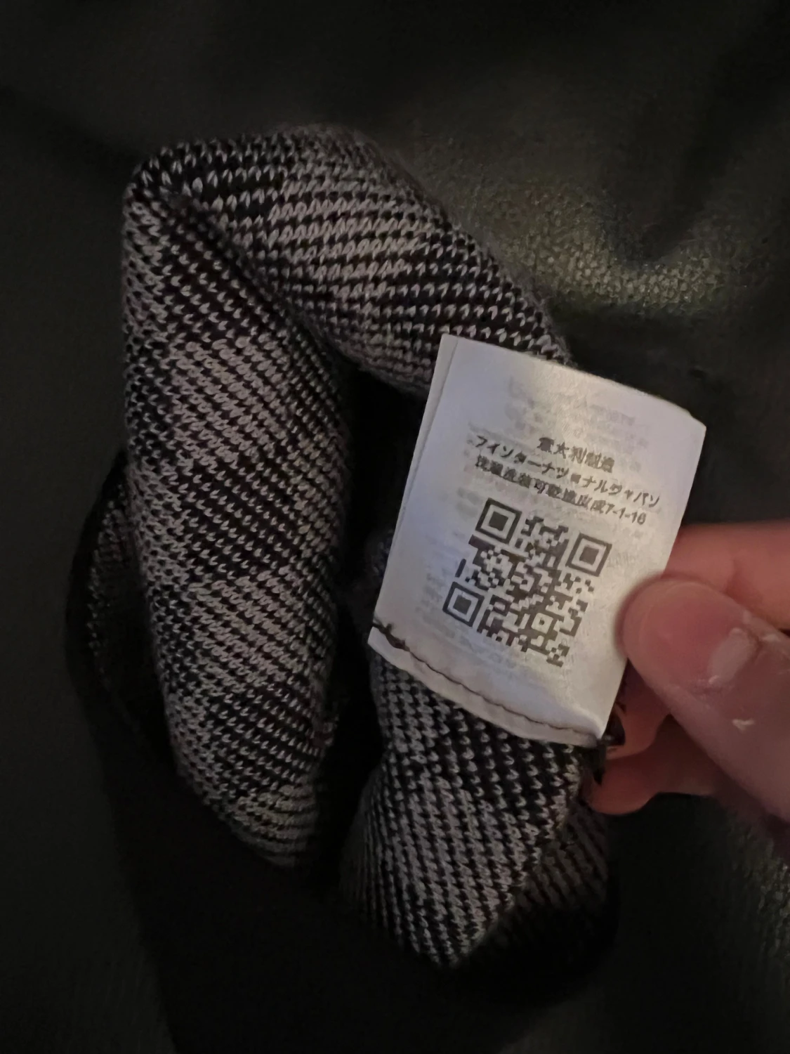 Svart och Grå rutig mössa - 1