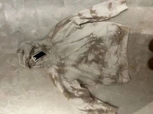 Adidas hoodie  - Helt oanvänd! 