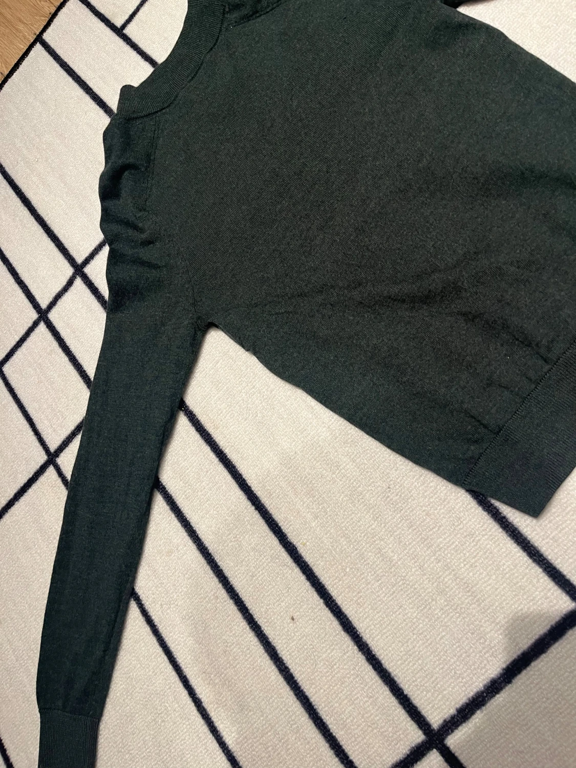 Mörkgrön stickad tröja från Morris  - 1