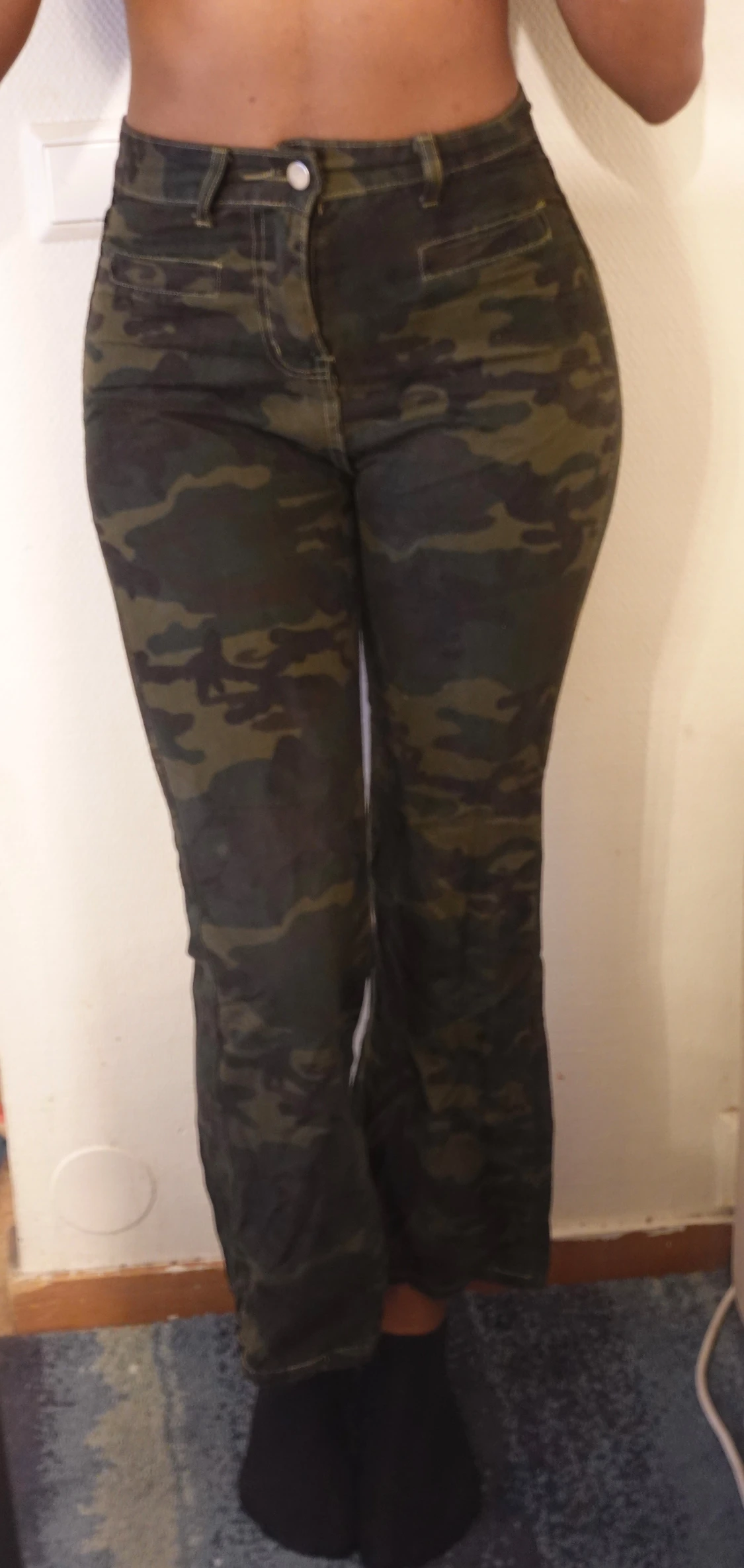 Camo bootcut byxor med hög midja - 3