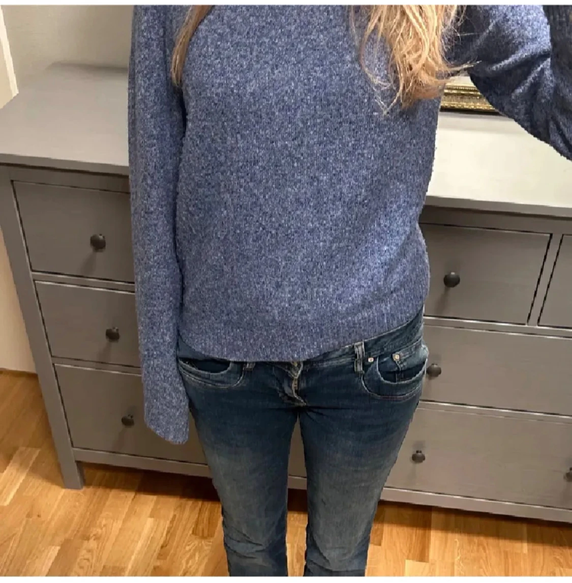 Blå stickad tröja från VERO MODA stl S - 1