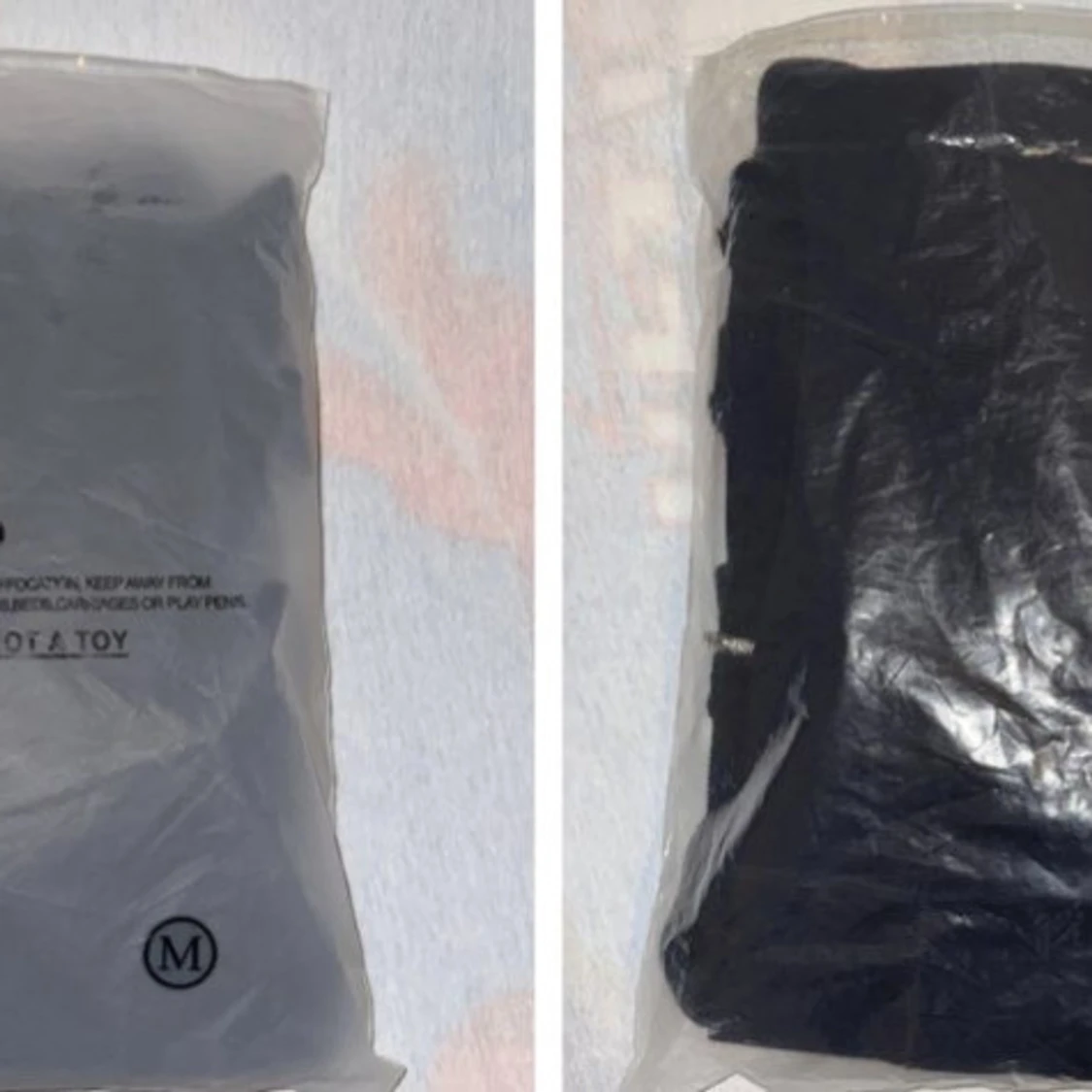 Svart hoodie med monogram - 3