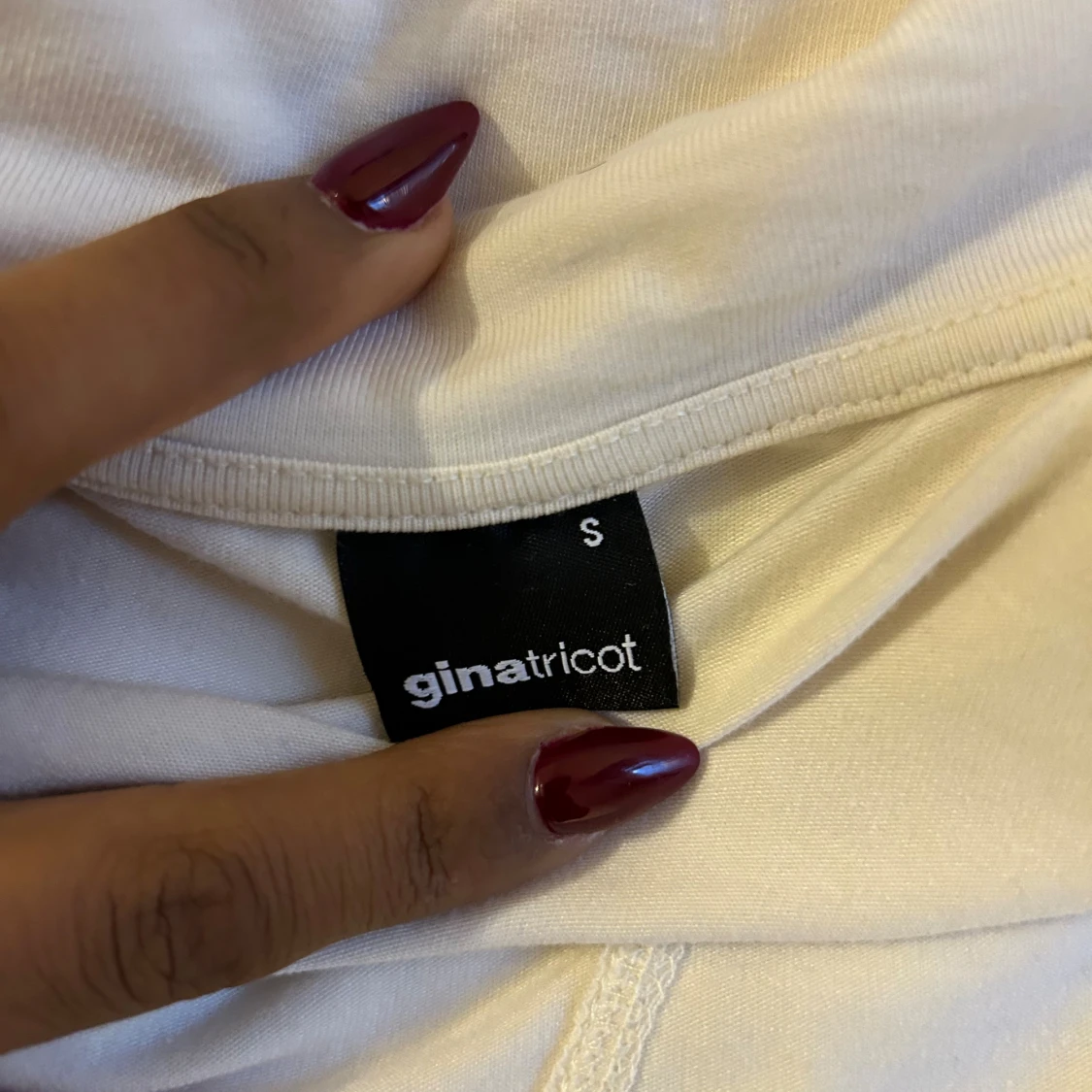 Vit ziptröja från Gina Tricot - 1