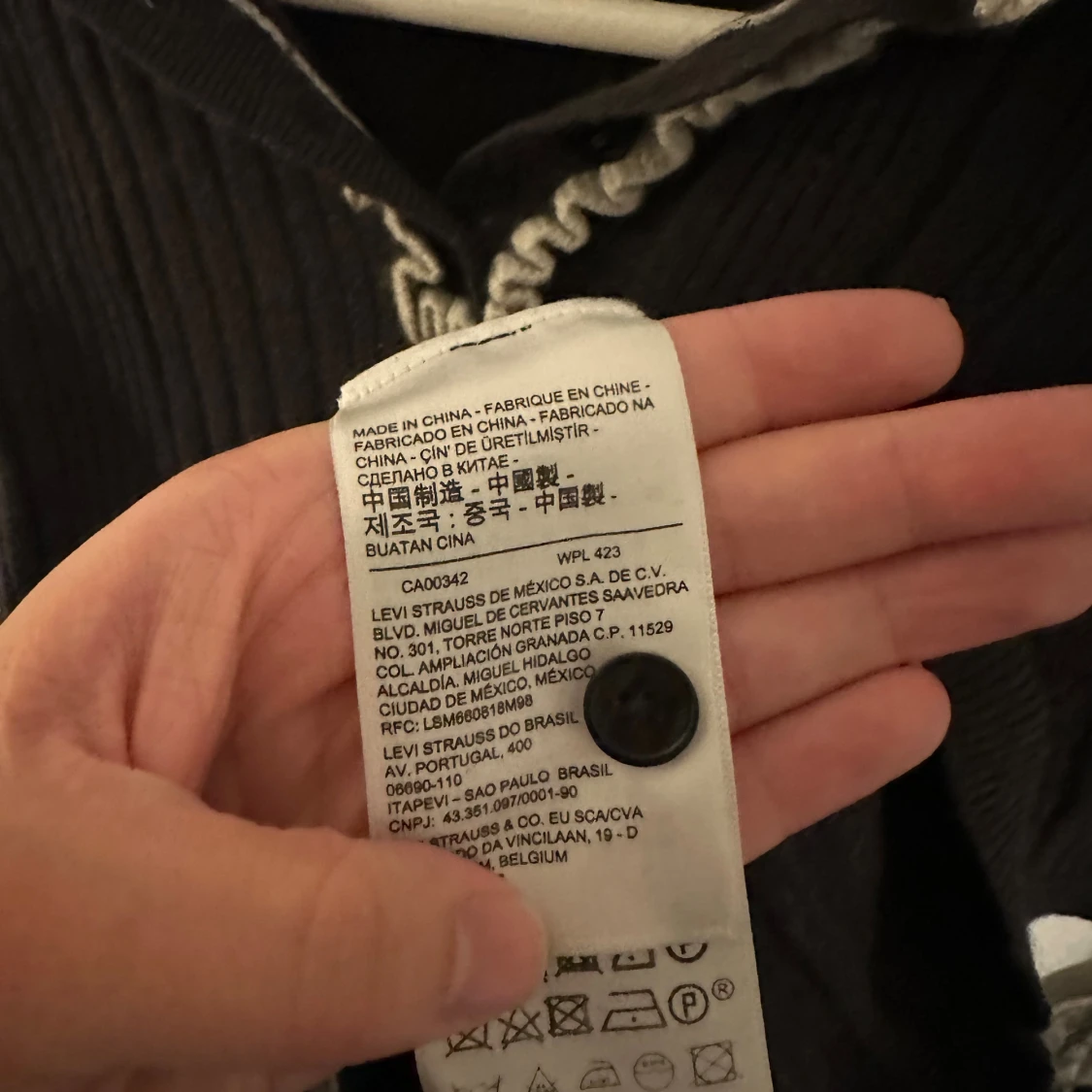 Svart ribbad Levi's pikétröja med krage - 2