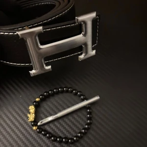 Herm3s bälte - Helt ny för endast 299 kr. Borr och armband medföljer