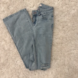 Nelly Jeans - Så så snygga!! Storlek 32🩷 aldrig använda🩷🩷