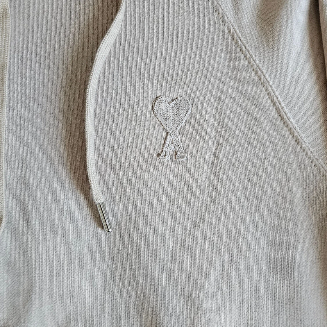 Beige hoodie från AMI Paris - 3