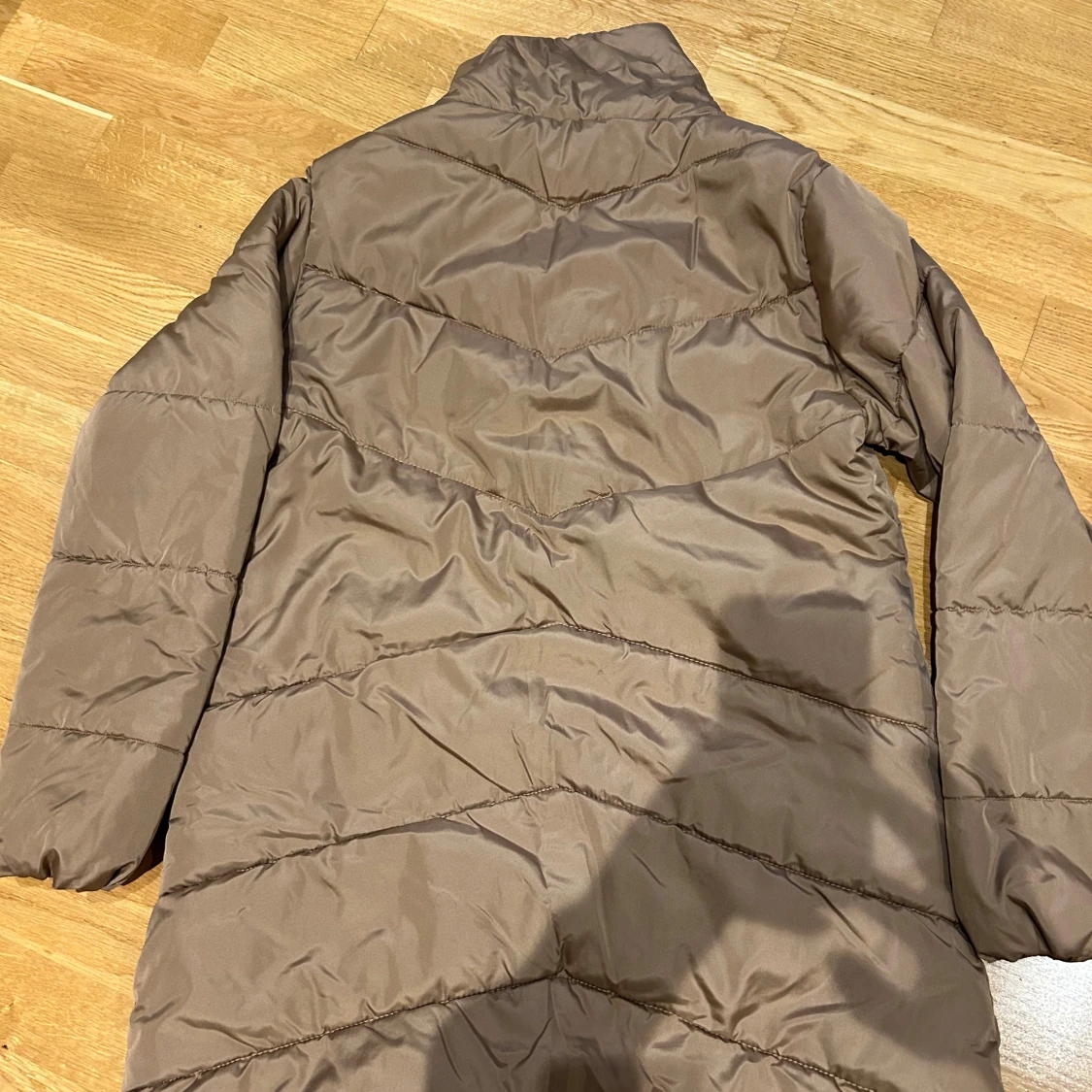 Brun täckjacka från KappAhl - 1