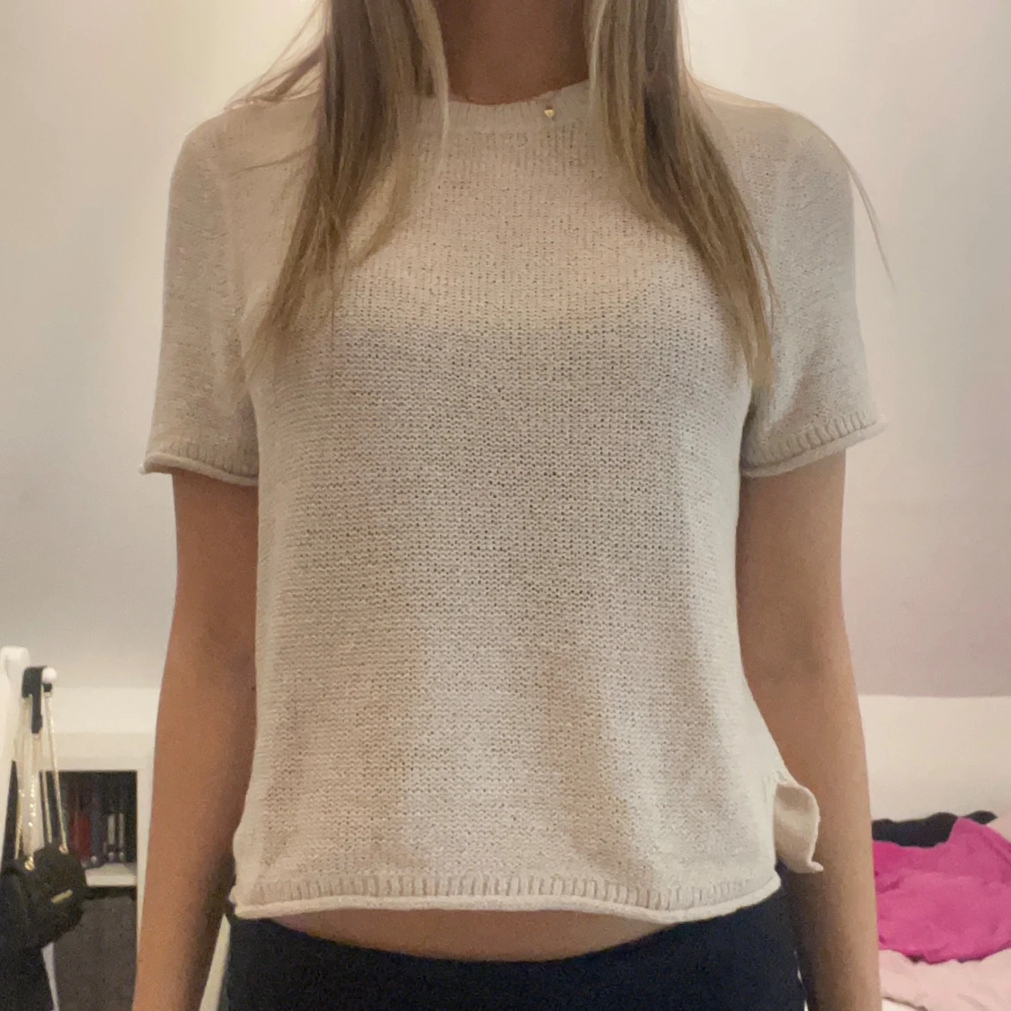 beige kortärmad topp