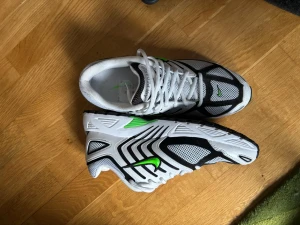 Nike Air Pegasus skor - Grön,vit modell inte använda mycket alls