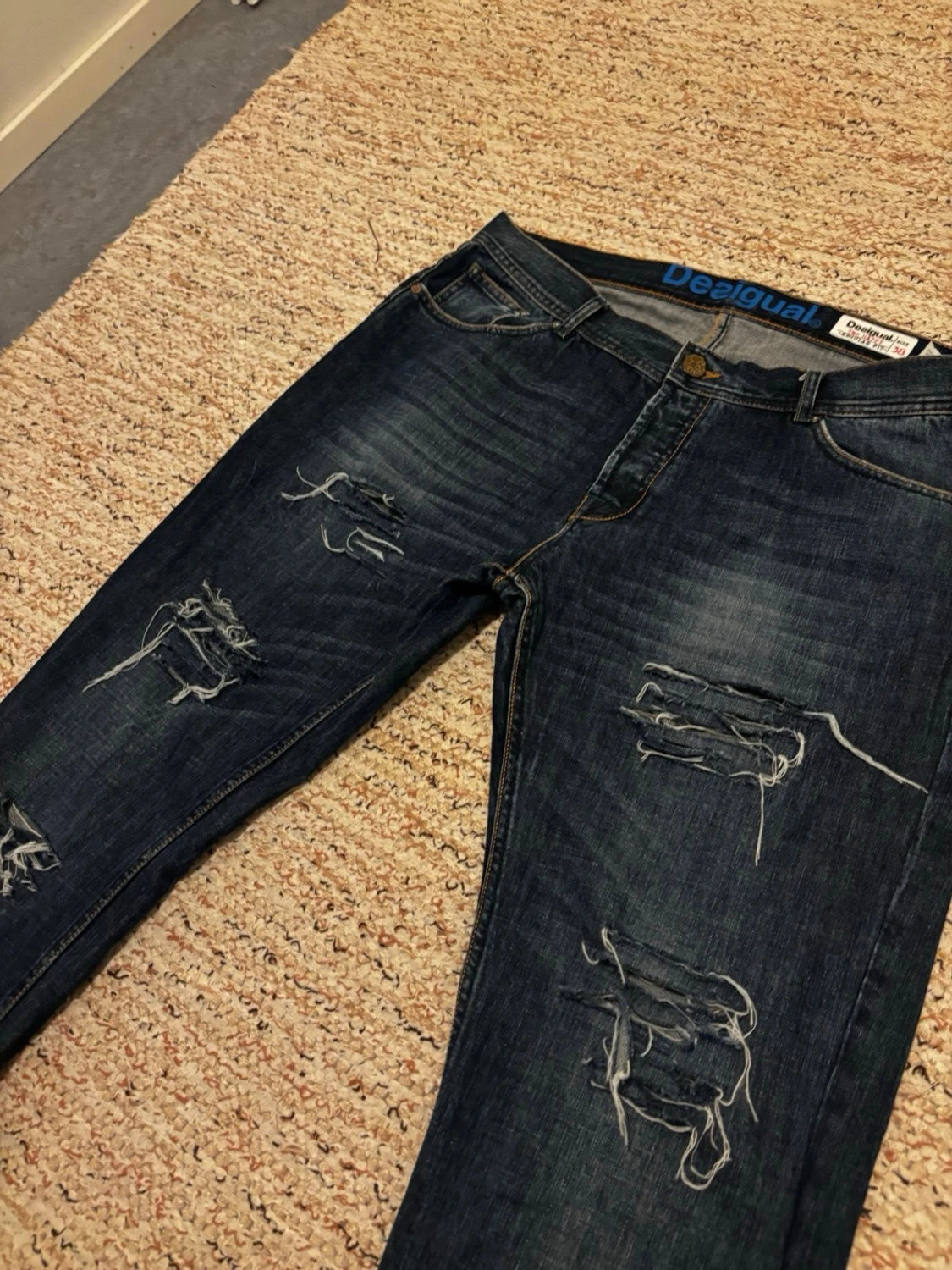 Desigual mörkblå bootcut jeans strl 38 - 2