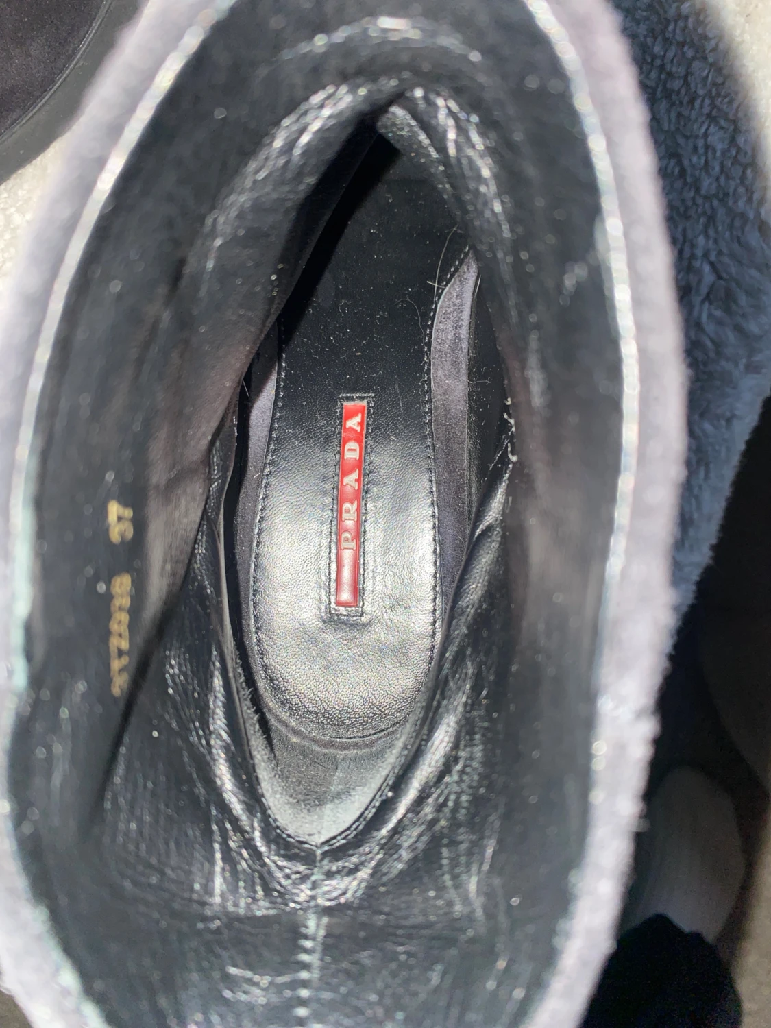 Svarta mockaboots från Prada, storlek 37 - 1