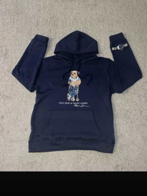 Polo bear by Ralph lauren  - Inte använt mycket alls! (OBS!!!) skriv vid intresse eller för mer information.😁