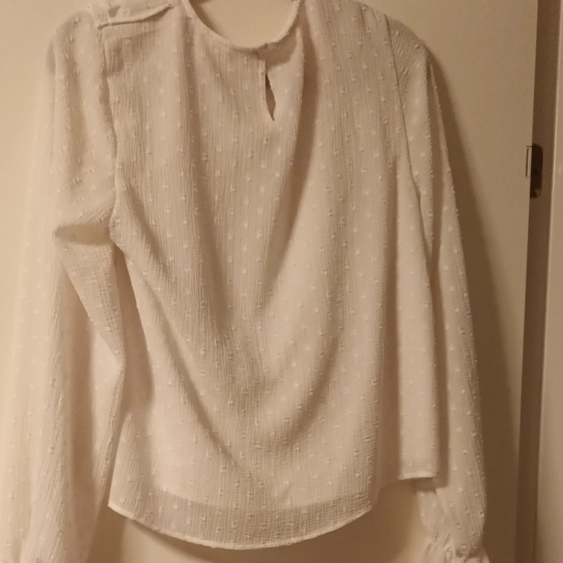 Vit blus från gina - 2