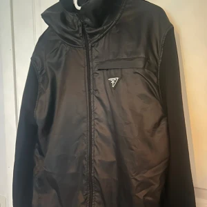 Svart vindjacka/ cardigan - svart vindjacka/ cardigan