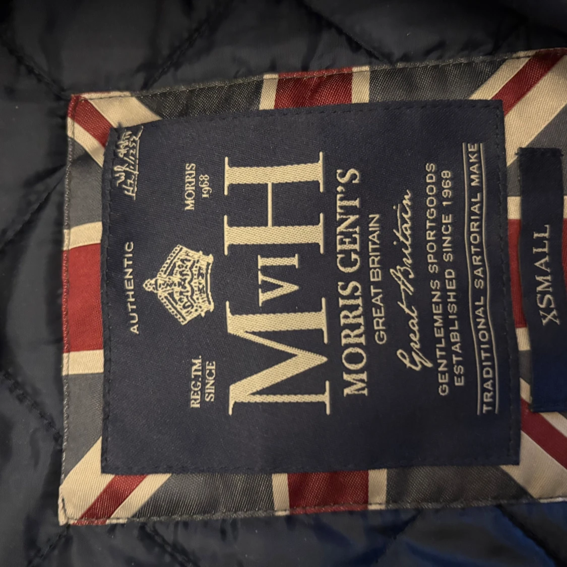 Mörkblå quiltad dunväst från Morris - 2