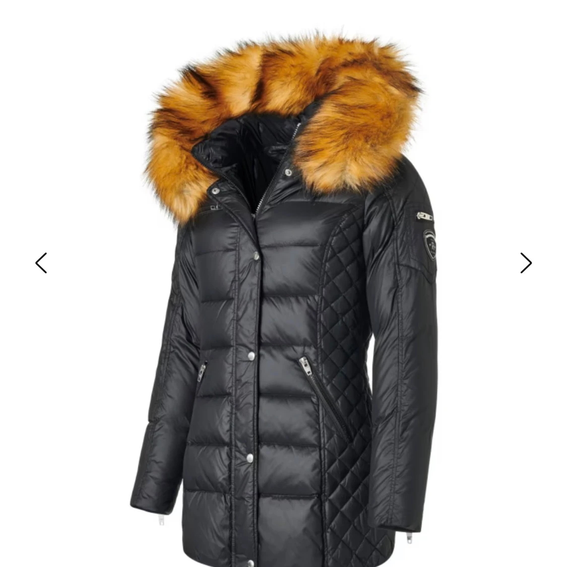 Svart dunjacka med päls från Rockandblue