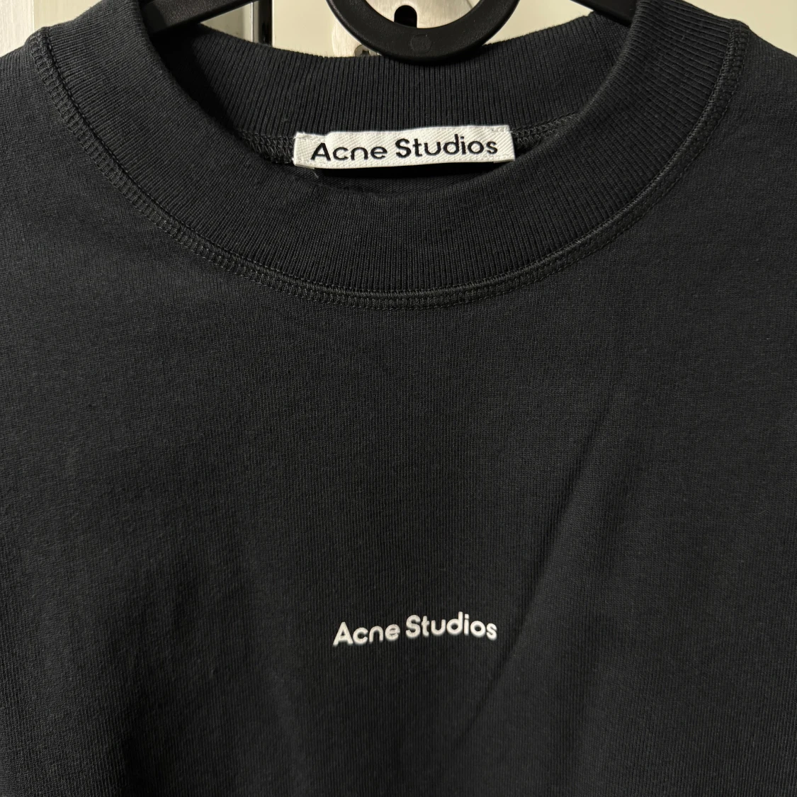 Svart t-shirt Acne Studios unisex storlek M - 1