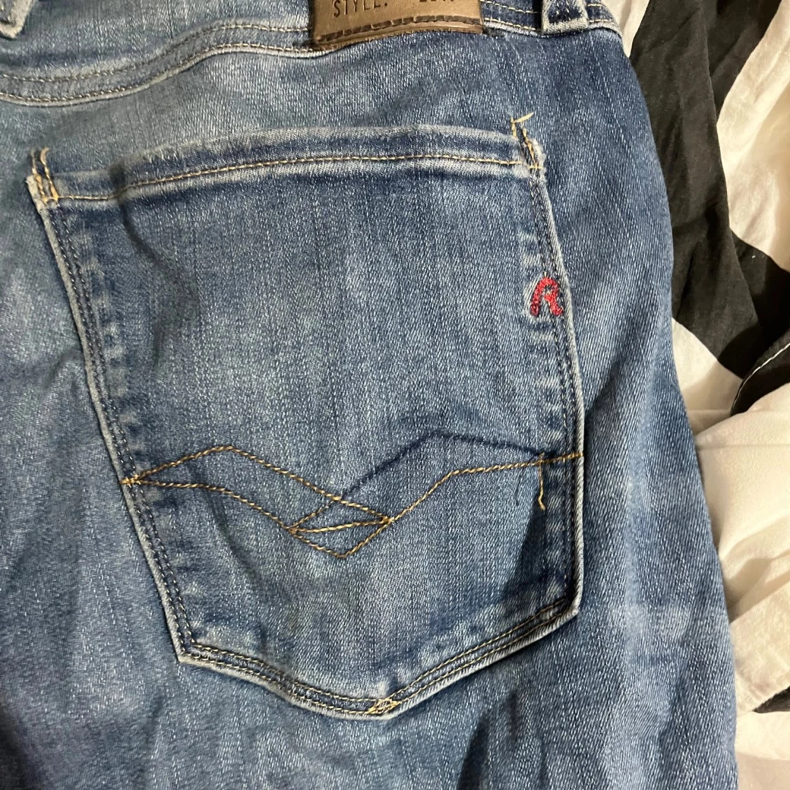 Blå Replay jeans med slitningar - 3