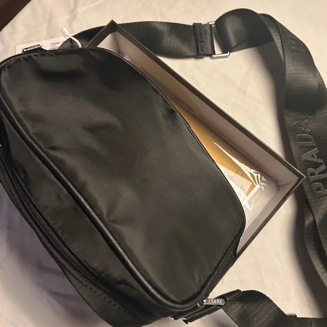 Svart Prada axelväska   i nylon - 4