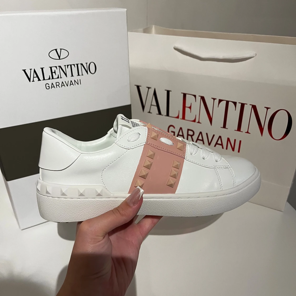 Valentino sneakers - 1