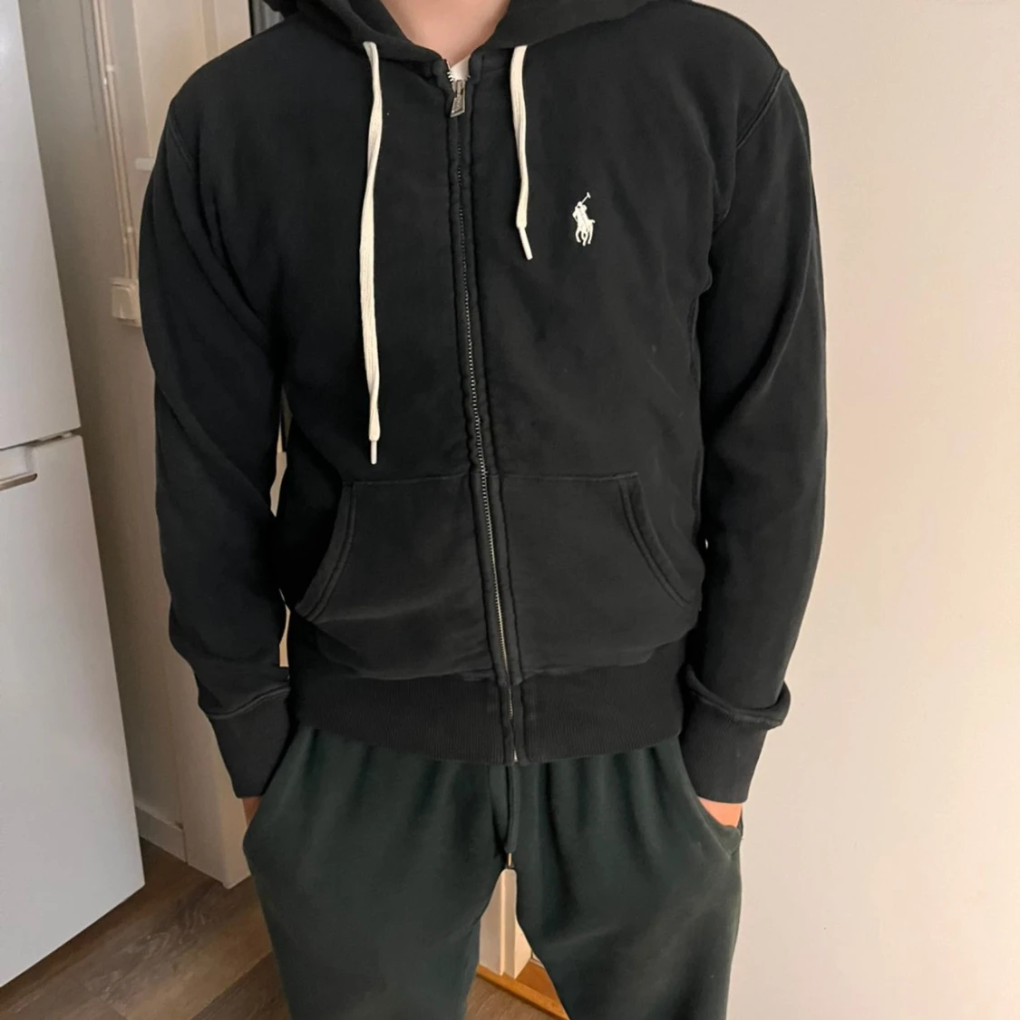 Svart hoodie från Polo Ralph Lauren - 2